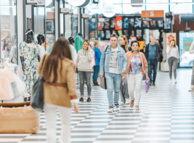 Ptak Fashion City Najwieksza Galeria Odziezy W Europie